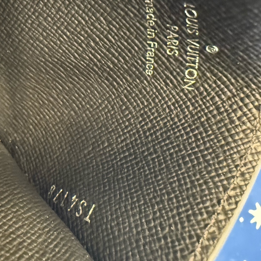 Louis Vuitton Black Monogram Card Holder authentic.  Rarely used. Like new. - Picture 16 of 16